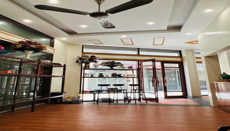 Cho thuê nhà ngõ 160 Vương Thừa Vũ là văn phòng, KD sạch kết hợp ở gia đình
